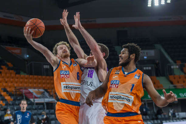 上的高效应 上的高效应